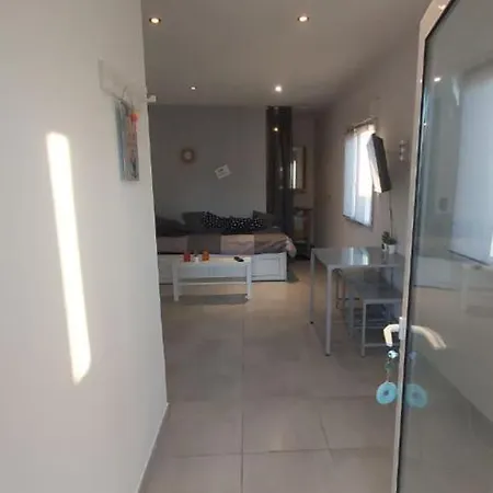 Studio Prive Attenant Villa Piscine Marseilles Exterior foto