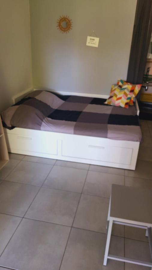 Prive Attenant Piscine Apartment *